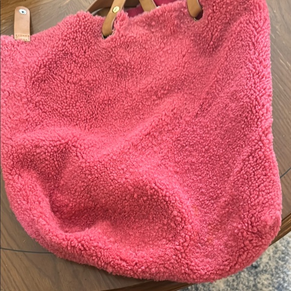 UGG Australia Red Suede Shoulder Tote Bag with Leather Handles Shearling Lined - Picture 8 of 16